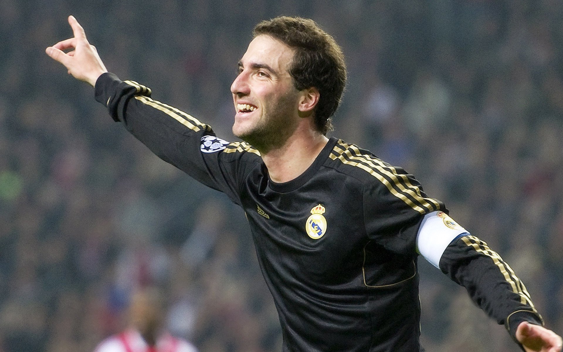 “意甲追分战:冠军争夺战进入冲刺期”,意甲赛程追c77点tv